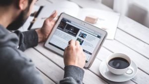 Benefícios do uso da tecnologia em viagens a negócios - etrip