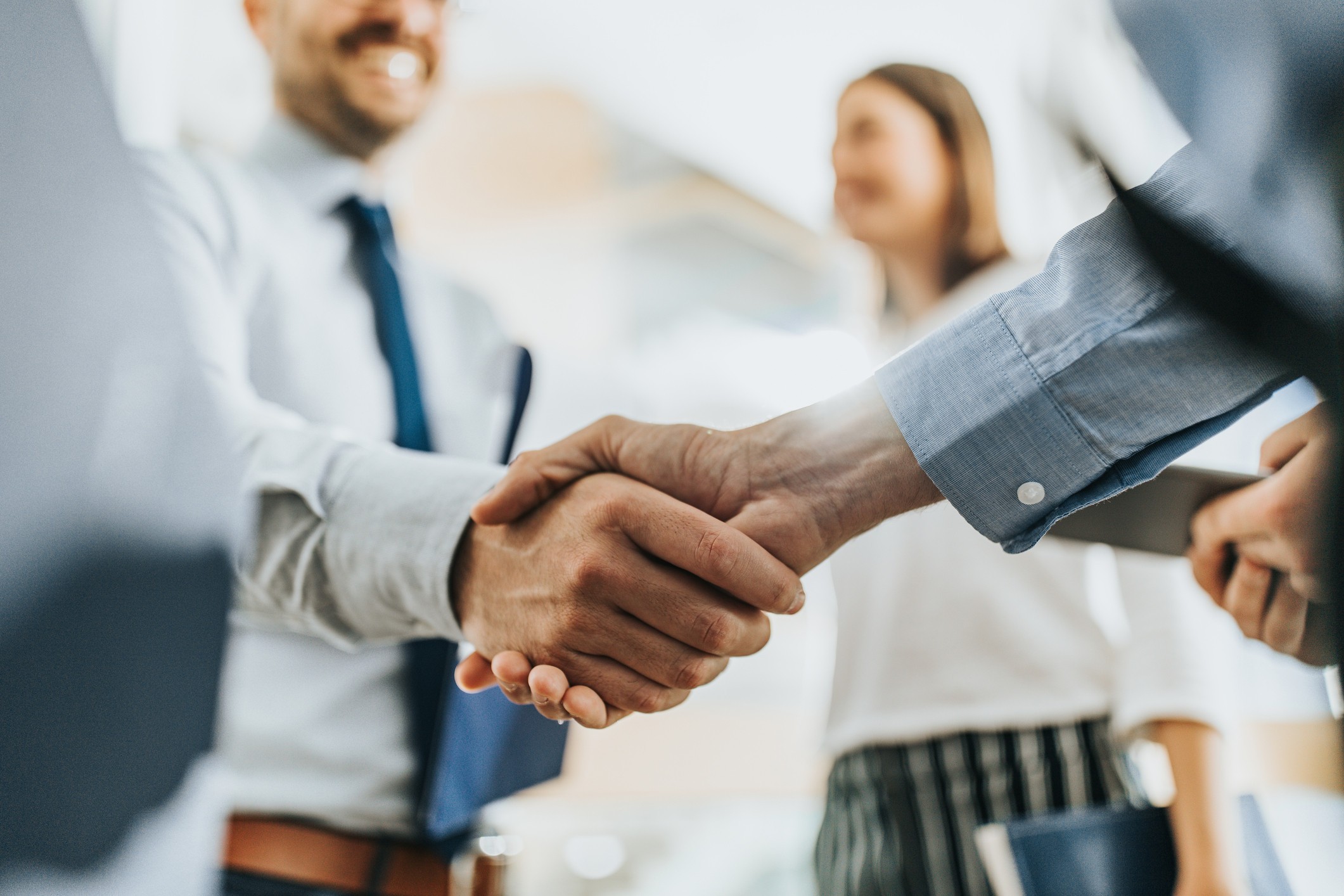 Veja como firmar bons acordos comerciais na sua empresa