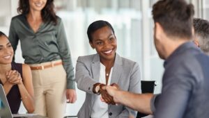 5 dicas de etiqueta empresarial em viagem de negócios