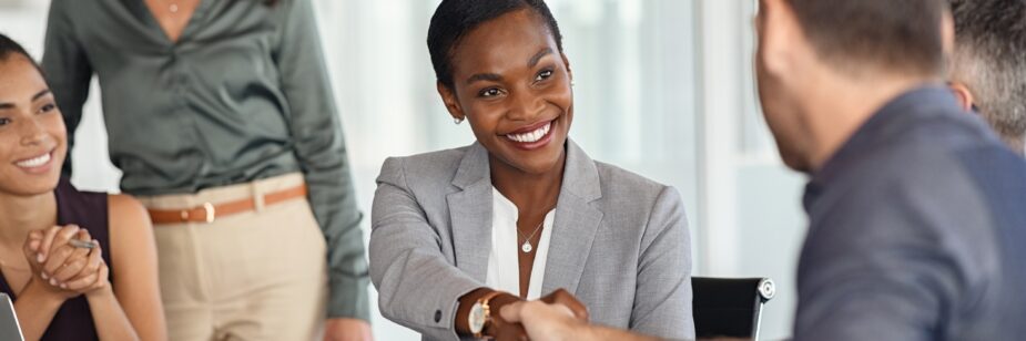 5 dicas de etiqueta empresarial em viagem de negócios
