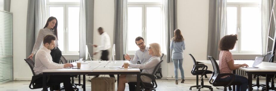 Espaços coworking em viagens corporativas: vale a pena?