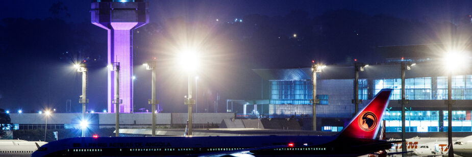 Facilite as viagens de trabalho conhecendo os maiores aeroportos do Brasil. Veja como eles podem oferecer rapidez, conforto e menos estresse durante o trajeto.